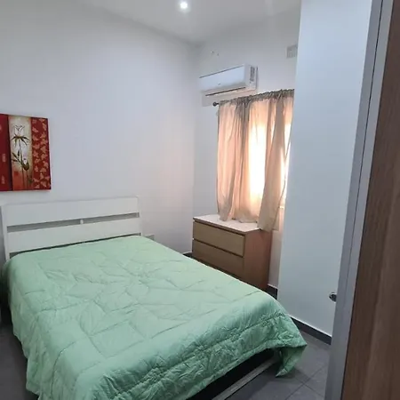 アパート Spacious & Bright 3 Bedroom Close To Seafront In *